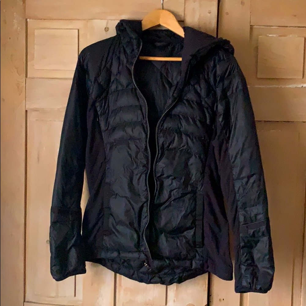 Lululemon Down for it all jacket women’s size 10